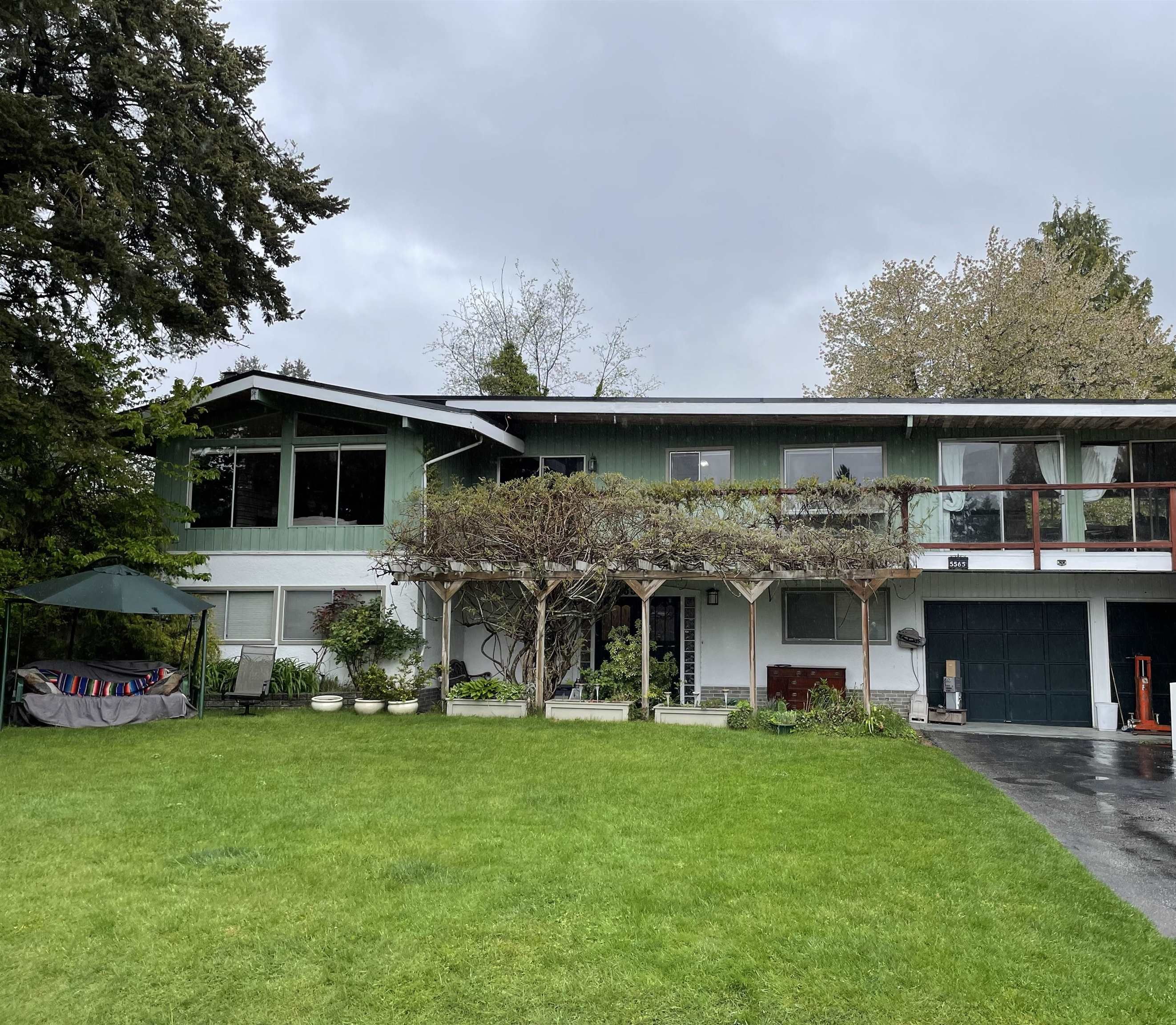 I have sold a property at 5565 5B AVE in Delta
